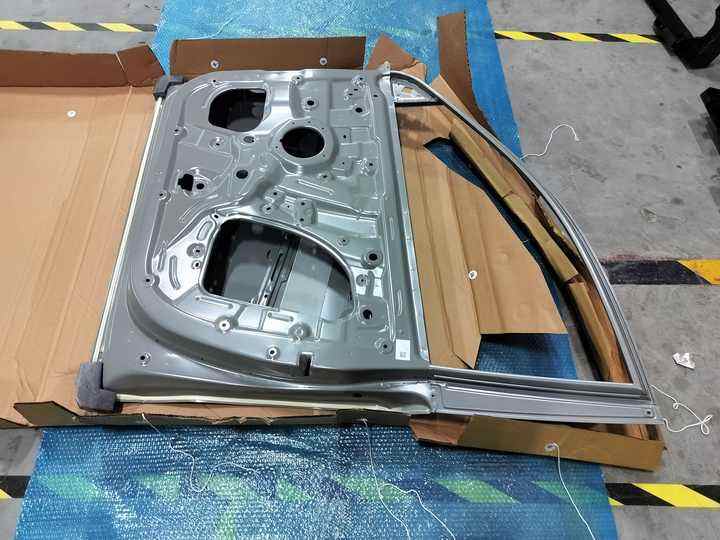 Geely EC7 Front Door,5075071200C15,5075071100C15,Geely auto parts supplier
